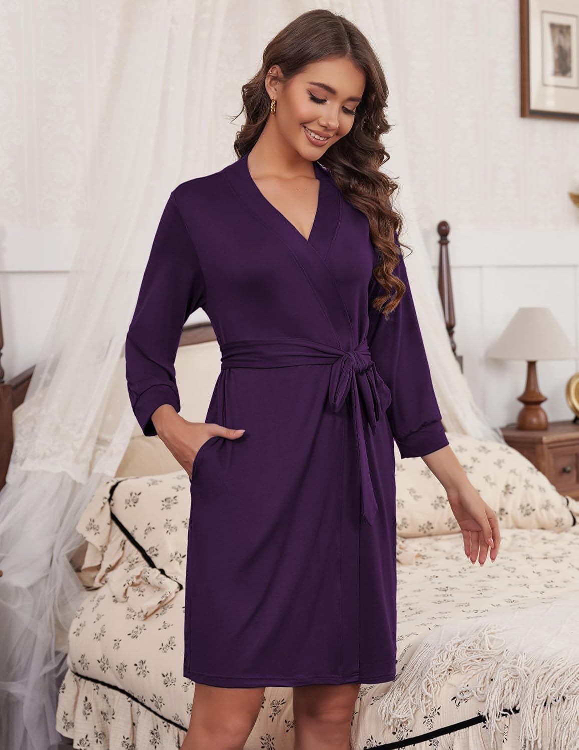 Women's Robe Lightweight Short Bathrobe Soft Ladies Sleepwear with Pockets